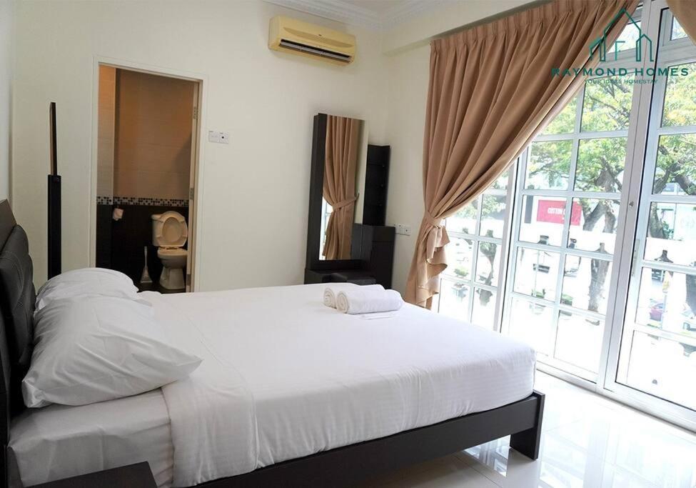 99 Kelawei Apartment George Town Ngoại thất bức ảnh